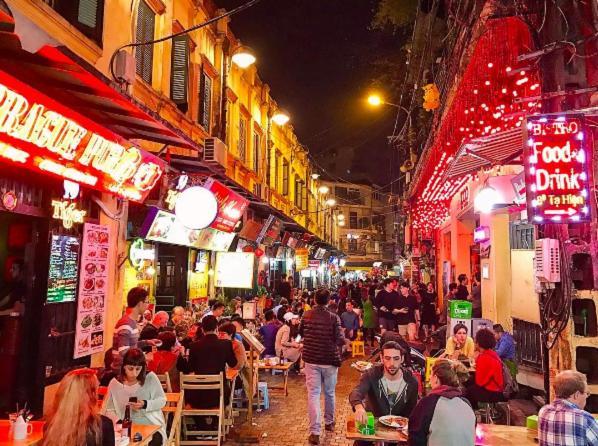 Best Price Ho Guom Apartments For Long Stay ハノイ市 エクステリア 写真