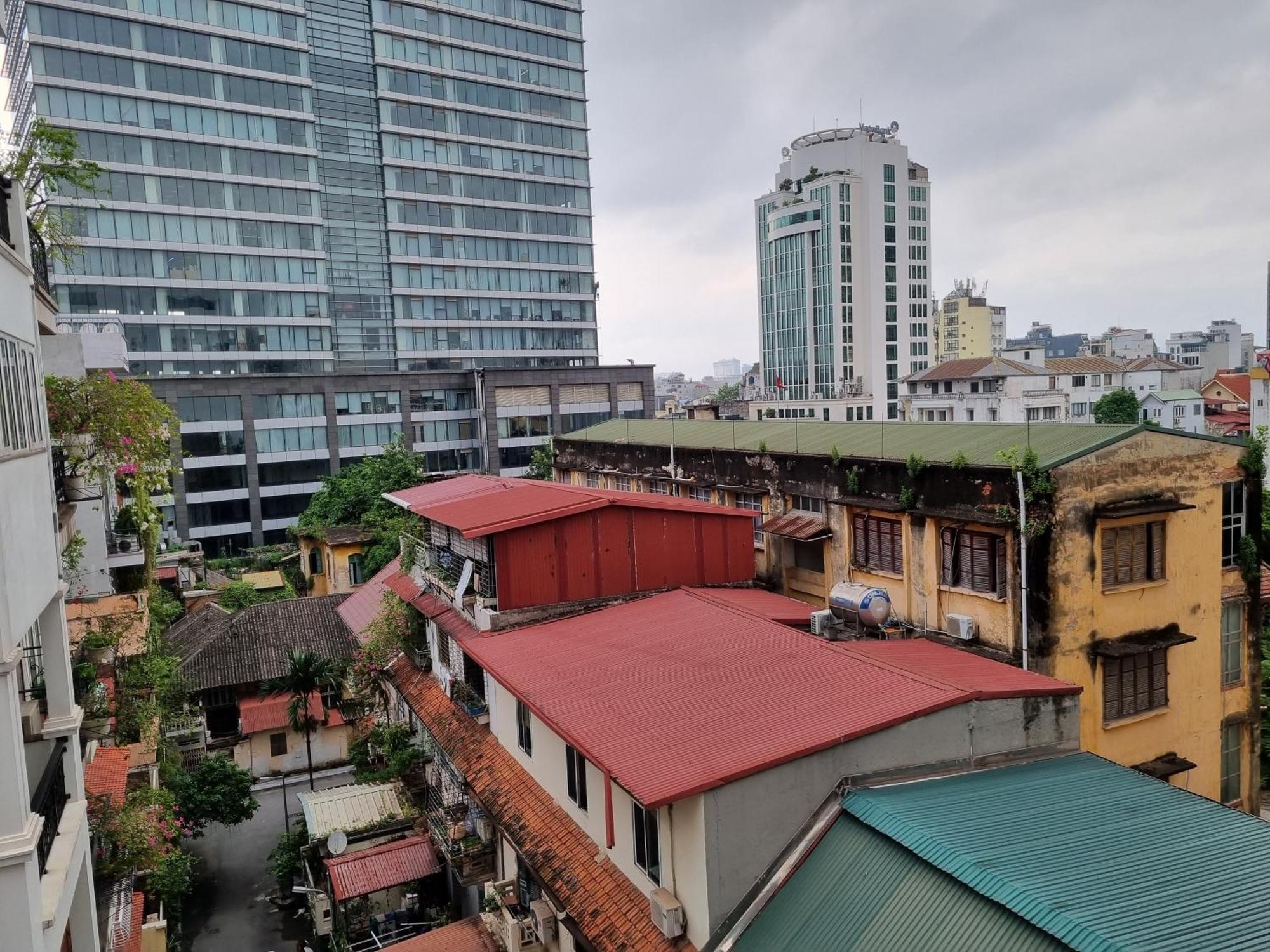 Best Price Ho Guom Apartments For Long Stay ハノイ市 エクステリア 写真